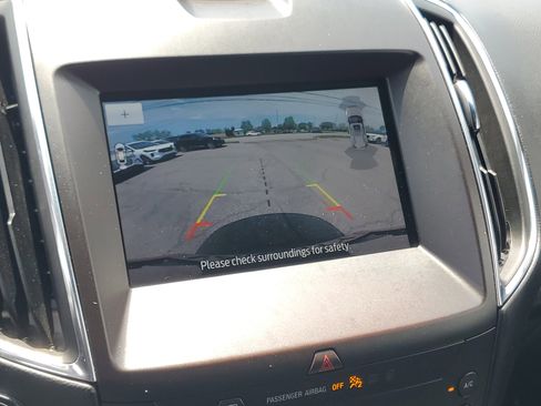 Used 2020 Ford Edge ST w/ Equipment Group 401A AWD/4WD image 18