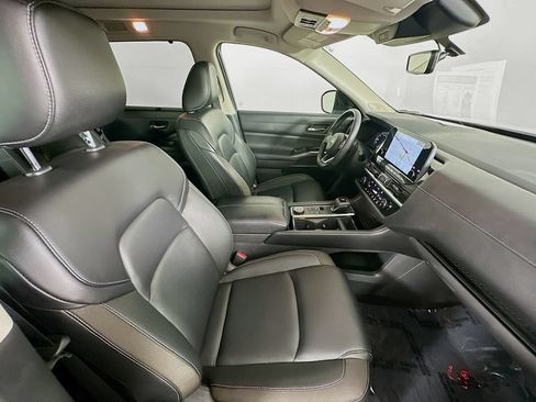 Certified 2023 Nissan Pathfinder SL w/ SL Premium Package AWD/4WD image 39