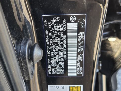 Certified 2024 Toyota Corolla LE w/ LE Convenience Package image 31