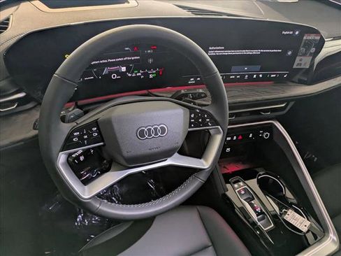 New 2025 Audi Q5 Premium Plus image 3