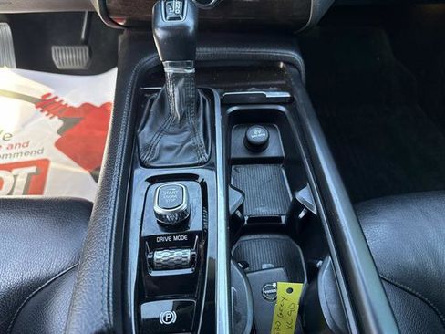 Used 2019 Volvo XC90 T6 Momentum w/ Advanced Package image 28