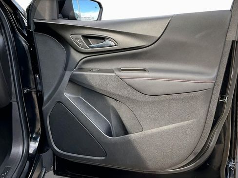 Used 2024 Chevrolet Equinox RS FWD image 22