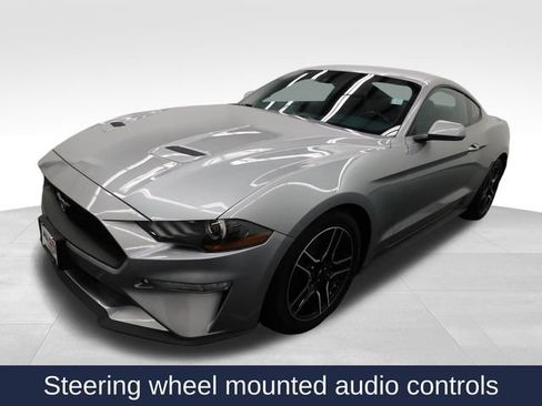 Used 2023 Ford Mustang Premium image 5