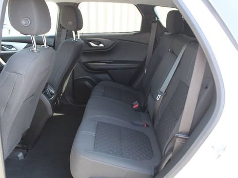 Used 2022 Chevrolet Blazer LT FWD image 32