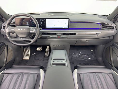 Used 2024 Kia EV9 GT-Line image 13