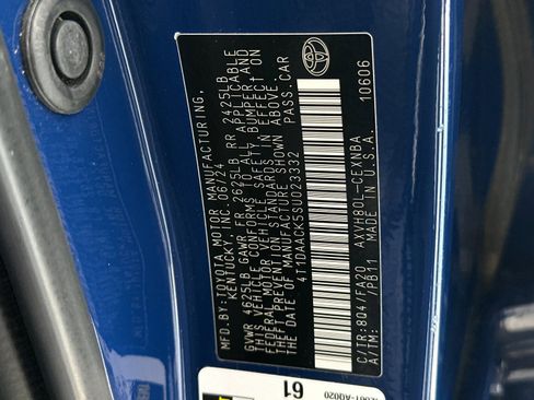 Used 2025 Toyota Camry LE FWD image 27