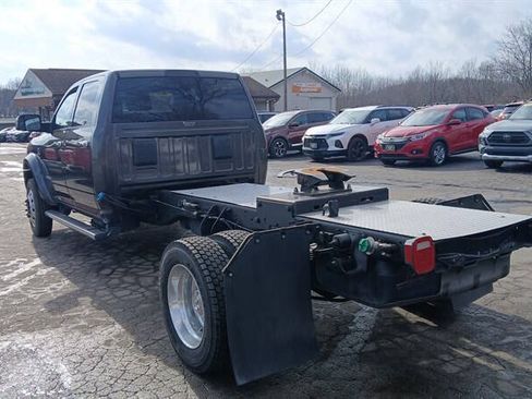 Used 2021 RAM 5500 Tradesman w/ Chrome Appearance Group RWD image 16