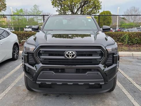 Used 2025 Toyota Tacoma SR image 2