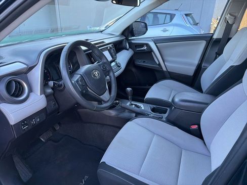 Used 2017 Toyota RAV4 XLE image 17