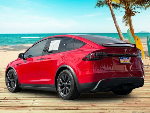 Used 2023 Tesla Model X AWD/4WD image 4