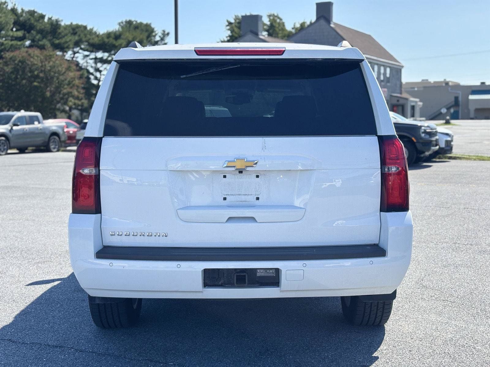 Used 2020 Chevrolet Suburban LT AWD/4WD image 10