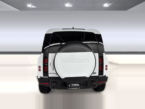 Used 2023 Land Rover Defender 110 X-Dynamic SE AWD/4WD image 9