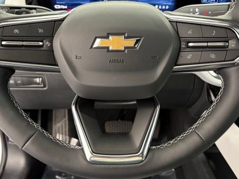 New 2026 Chevrolet Equinox EV LT FWD image 35