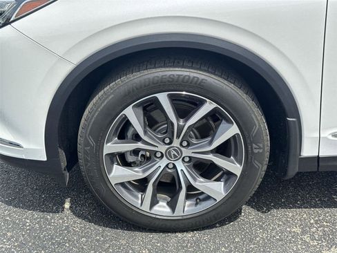 Used 2024 Acura MDX SH-AWD w/ Technology Package image 10
