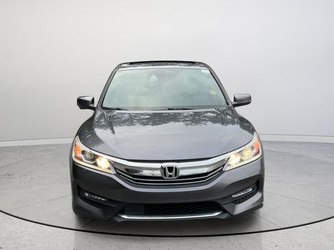 Used 2017 Honda Accord EX-L image 30