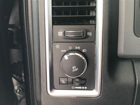 Used 2016 RAM 1500 Outdoorsman AWD/4WD image 35
