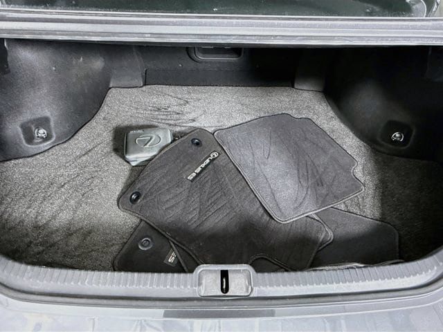 Used 2024 Lexus ES 300h w/ Premium Package FWD image 27
