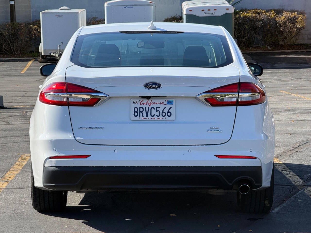 Used 2020 Ford Fusion SE FWD image 4