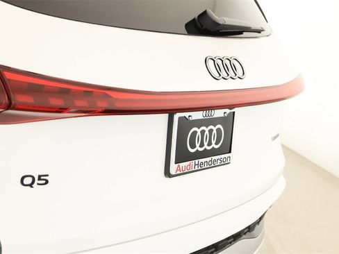 New 2025 Audi Q5 Premium image 28
