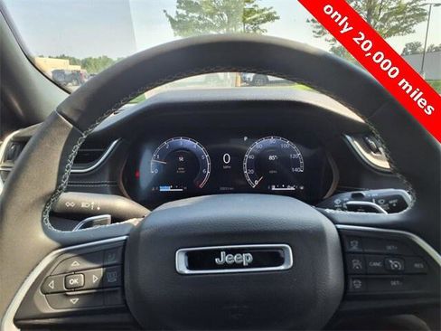 Certified 2024 Jeep Grand Cherokee Laredo X image 20