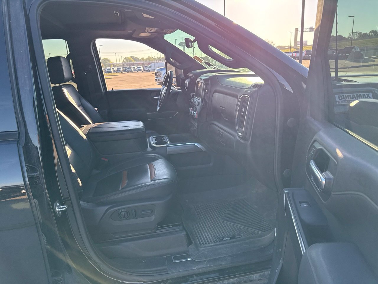 Used 2023 GMC Sierra 2500 AT4 w/ AT4 Premium Plus Package AWD/4WD image 13