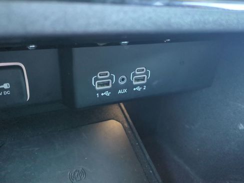 Used 2024 Jeep Wagoneer L Series II w/ Flexible Seating Group image 28