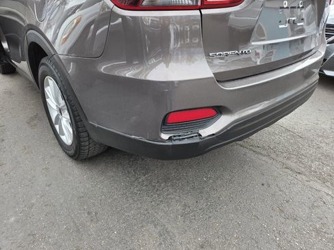 Used 2019 Kia Sorento AWD image 22