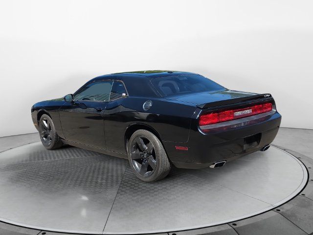 Used 2013 Dodge Challenger SXT w/ Super Sport Group RWD image 3