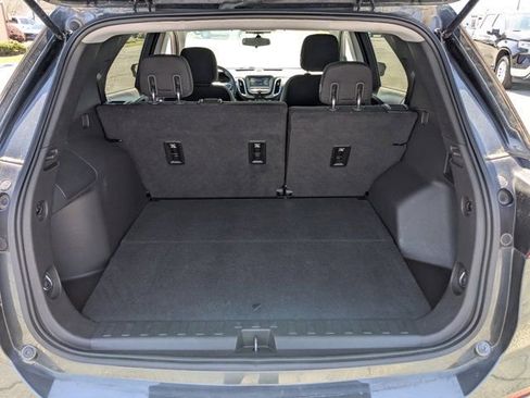 Used 2018 Chevrolet Equinox LT image 12