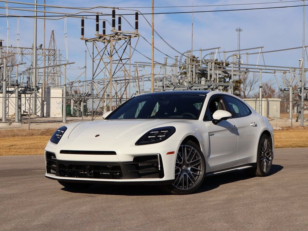 New 2026 Porsche Panamera 4 E-Hybrid AWD/4WD image 1