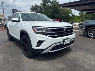 Used 2023 Volkswagen Atlas SE w/ Black Wheel Package AWD/4WD video 1