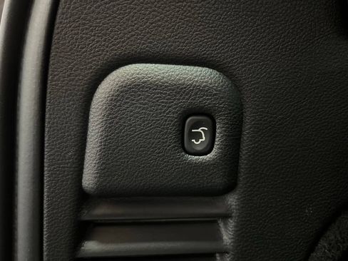 Used 2021 Jeep Grand Cherokee High Altitude AWD/4WD image 7