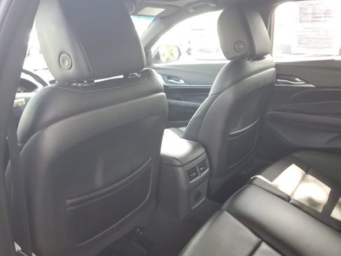 Used 2021 Cadillac CT4 Premium Luxury RWD image 15