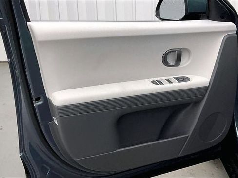 New 2026 Hyundai Ioniq 5 SE image 10