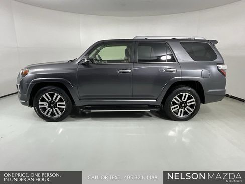 Used 2015 Toyota 4Runner Limited image 5