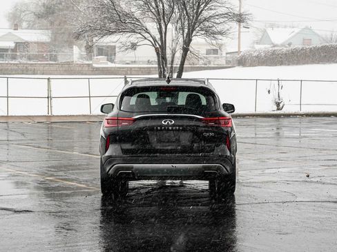 Used 2019 INFINITI QX50 Essential w/ Sensory Package image 6