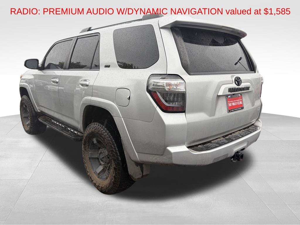 Used 2020 Toyota 4Runner SR5 AWD/4WD image 6