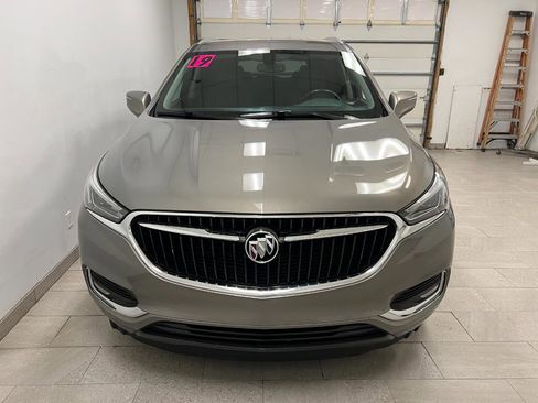 Used 2019 Buick Enclave Essence FWD image 10