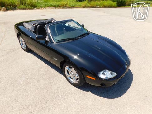 Used 1998 Jaguar XK8 image 34
