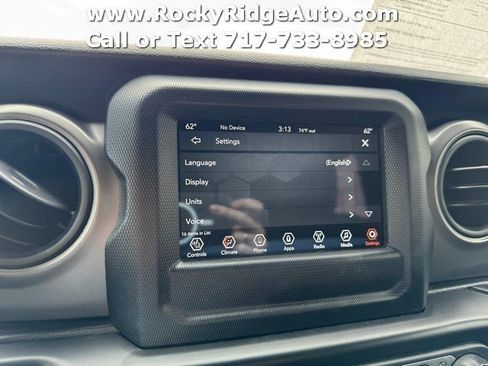 Used 2022 Jeep Wrangler Sport AWD/4WD image 25