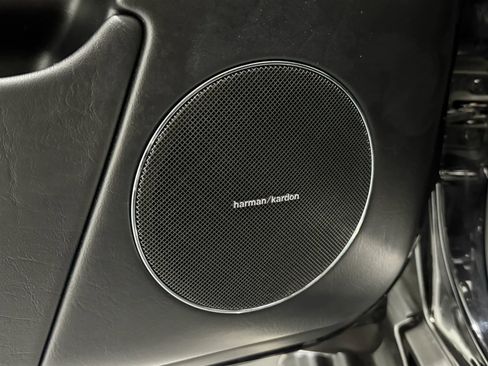 Used 2018 Mercedes-Benz G 550 Squared image 31