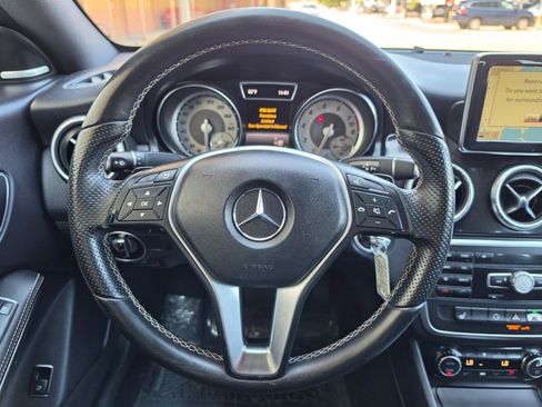 Used 2014 Mercedes-Benz CLA 250 4MATIC image 18