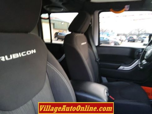 Used 2014 Jeep Wrangler Unlimited Rubicon w/ Connectivity Group image 26