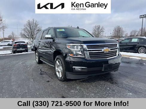 Used 2017 Chevrolet Suburban Premier image 5
