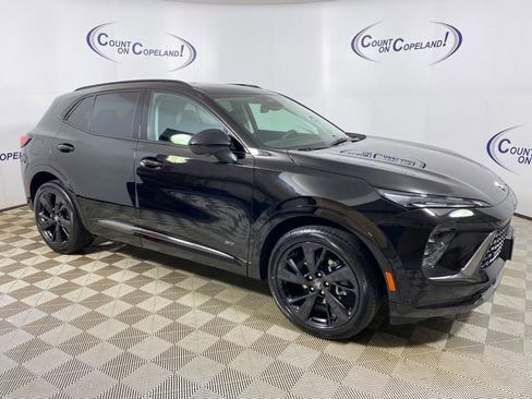 Certified 2025 Buick Envision Sport Touring image 10