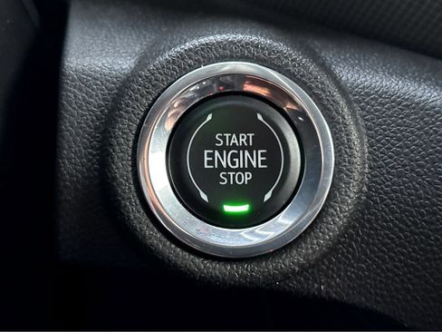 Used 2023 Chevrolet TrailBlazer LT w/ Convenience Package image 6