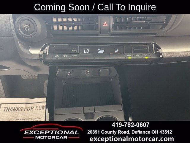 Used 2025 Toyota Prius LE FWD image 39