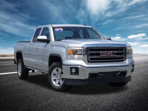 Used 2015 GMC Sierra 1500 SLE w/ SLE Value Package RWD image 2