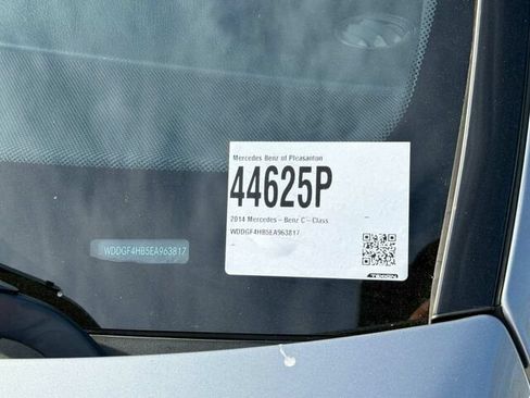 Used 2014 Mercedes-Benz C 250 Sedan image 4