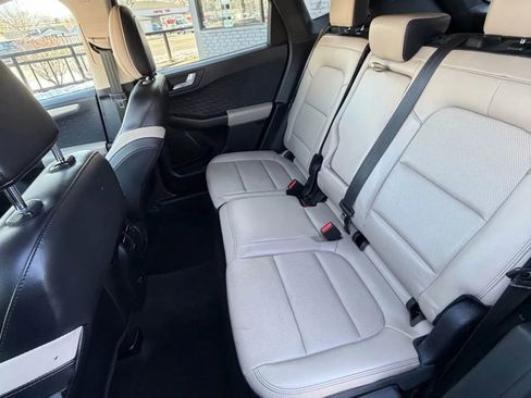 Used 2020 Ford Escape SEL FWD image 12